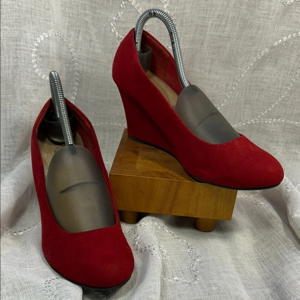 DexFlex Comfort great red hue wedges